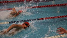 Gaziantep’teki yüzücüler Cumhuriyetin 99. yılında 99 dakika kulaç attı