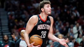 NBA’de Alperen’in “double double”ı Rockets’a yetmedi