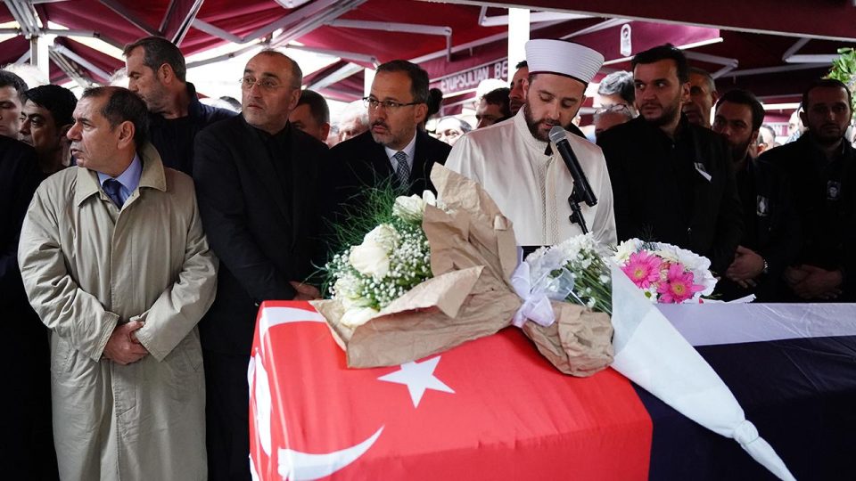 Abdurrahim Albayrak’ın vefat eden torunu toprağa verildi
