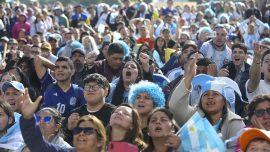 Dünya Kupası’ndaki ilk yenilgi Arjantinlileri üzdü