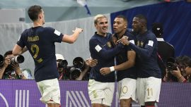 Son şampiyon Fransa Avustralya’ya 4 attı