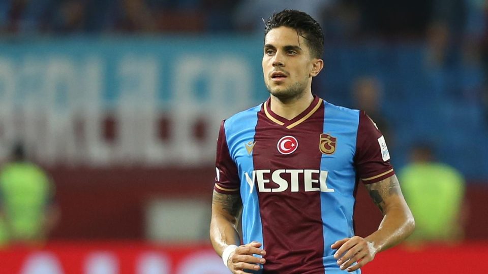 Trabzonspor’da Marc Bartra burnundan ameliyat edildi