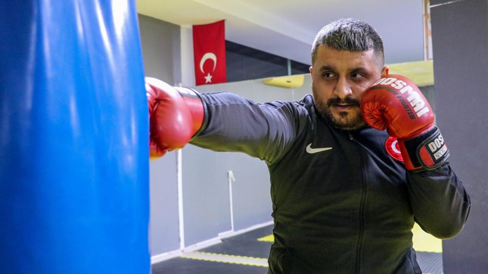 Zayıflamak için wushuya başlayan Ümit Radar Avrupa şampiyonluğu için ter döküyor